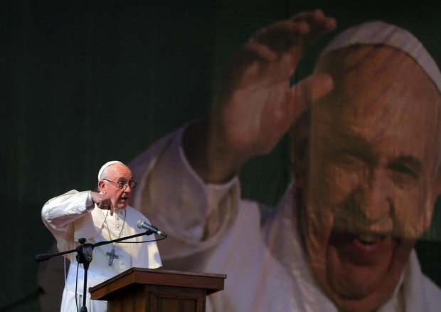 Papa: appello in vista del vertice sul clima di Parigi © AP