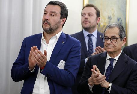 Giovanni Tria e Matteo Salvini, archivio © ANSA