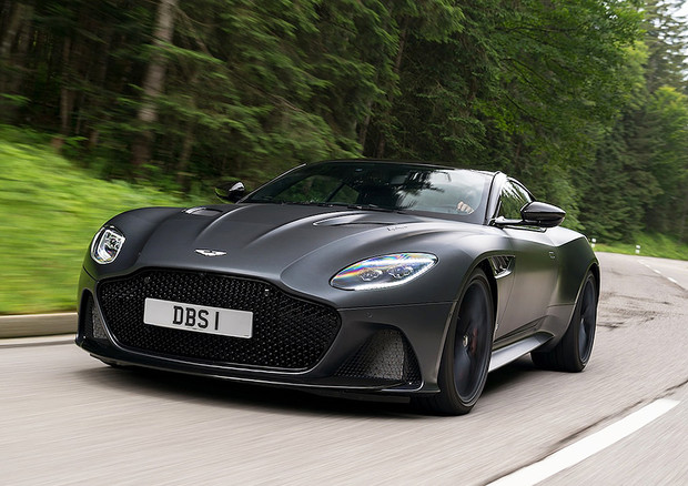 nuova AMR sarà ancora più performante dell'attuale DBS Superleggera © Aston Martin Media