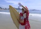 A Rio de Janeiro Babbo Natale e' surfista © ANSA
