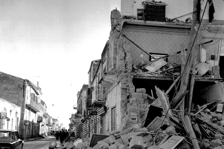 terremoto in Belice, sicilia 1968 - RIPRODUZIONE RISERVATA
