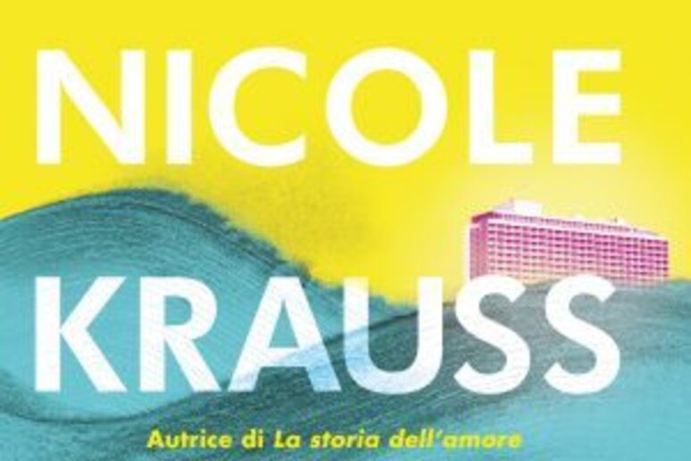 La copertina di Selva Oscura di Nicole Krauss - RIPRODUZIONE RISERVATA